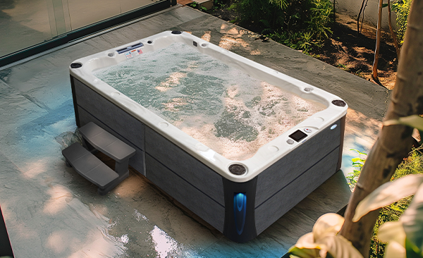 Deck Series Avondale hot tubs for sale